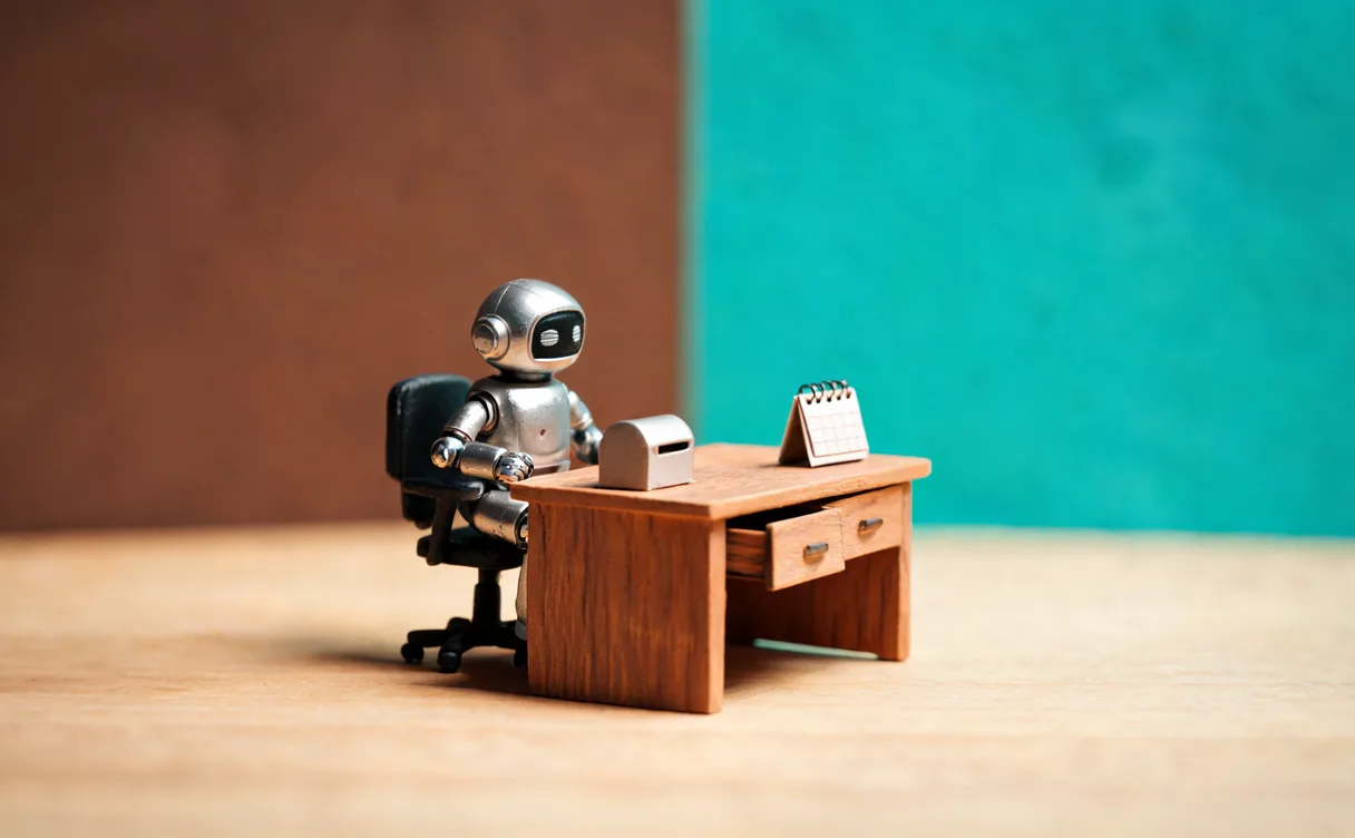Miniatuur diorama-illustratie bij artikel 'Gemini agent: Google wil een AI-collega met een eigen mailadres'